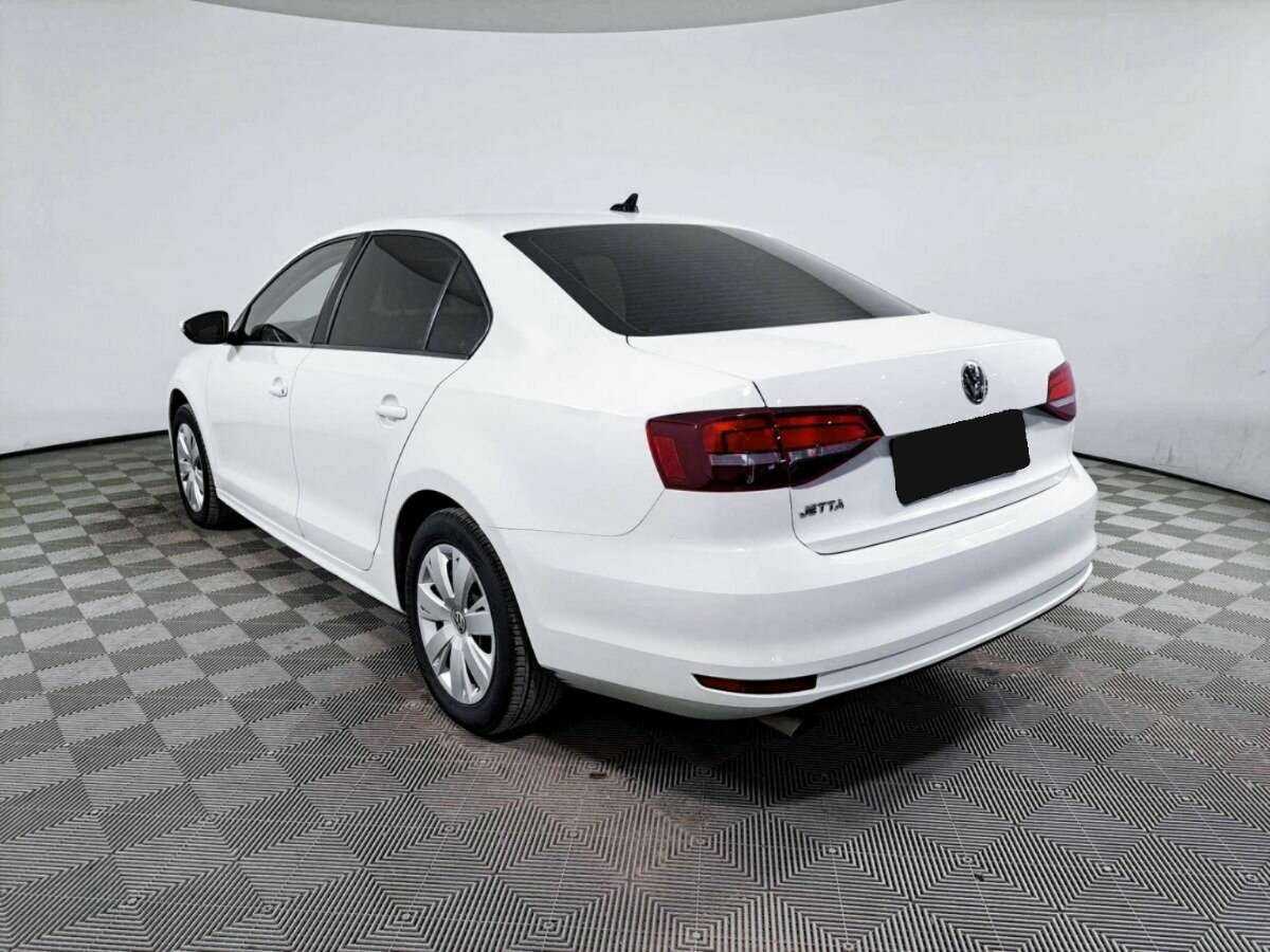 Volkswagen Jetta б/у, 2017, Автоматическая. Фото: #4
