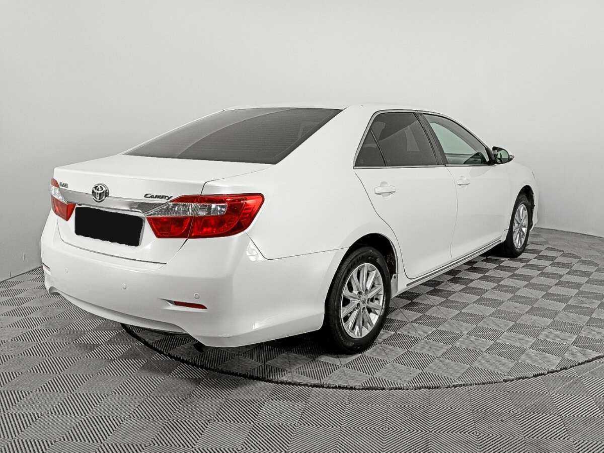 Toyota Camry б/у, 2014, Автоматическая. Фото: #4