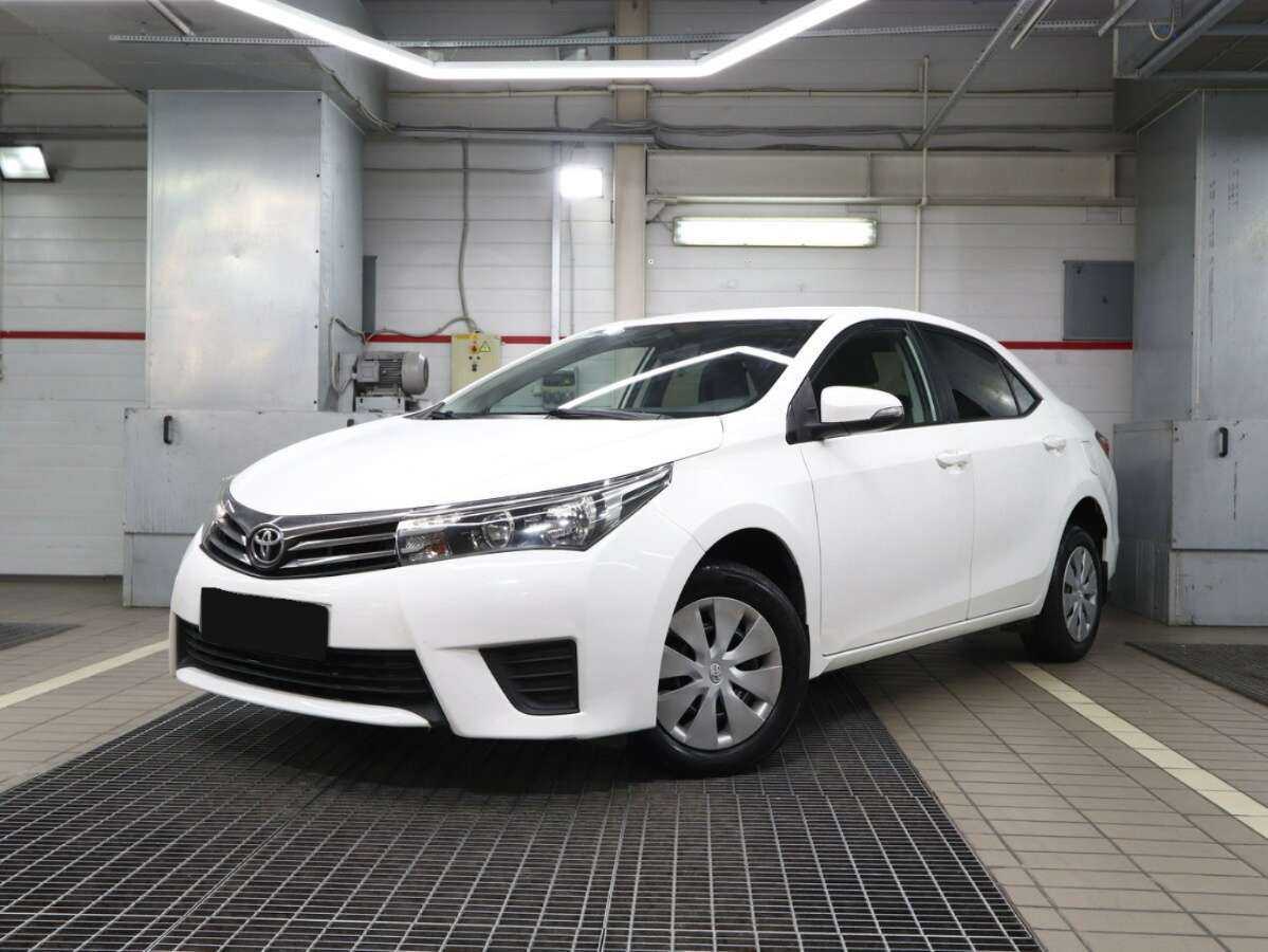 Toyota Corolla б/у, 2014, Механическая. Фото: #0