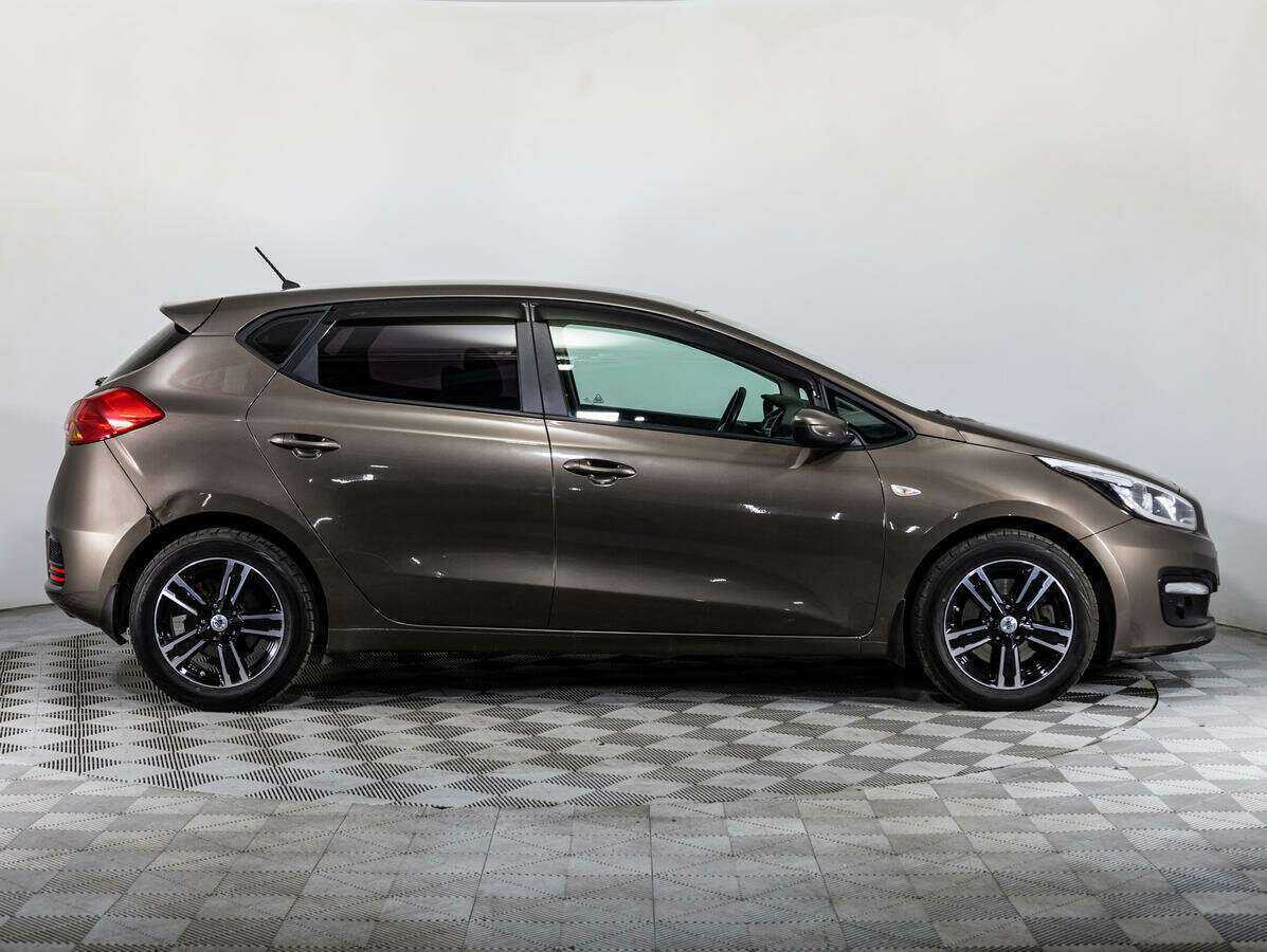 Kia Ceed б/у, 2015, Автоматическая. Фото: #3
