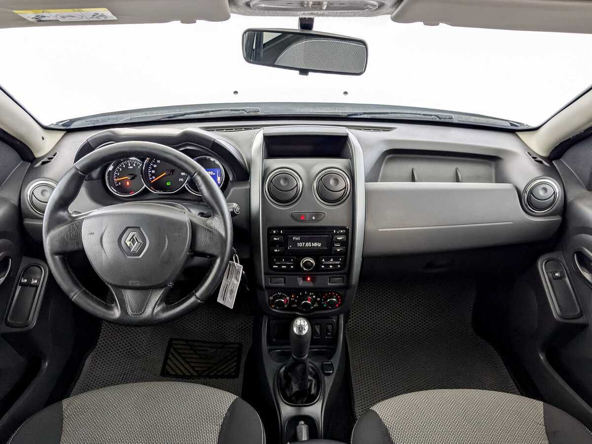 Renault Duster б/у, 2017, Механическая. Фото: #11