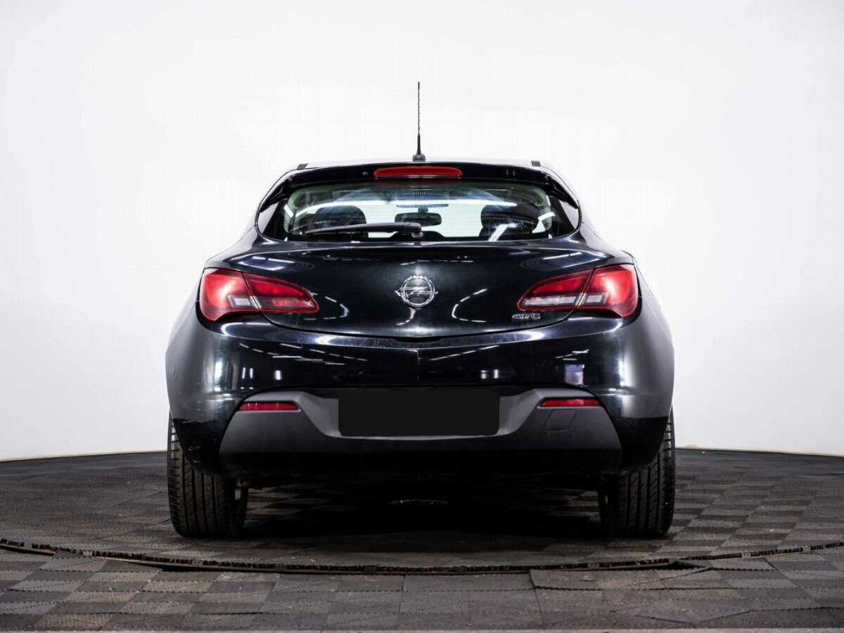 Opel Astra б/у, 2013, Механическая. Фото: #4