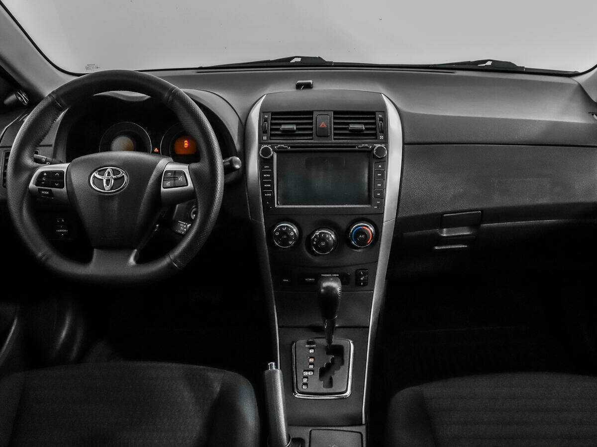 Toyota Corolla б/у, 2012, Автоматическая. Фото: #11
