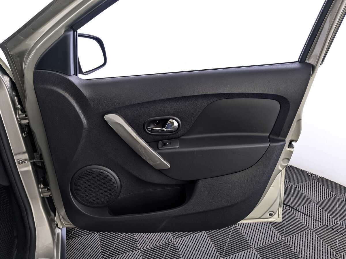 Renault Logan б/у, 2020, Механическая. Фото: #20