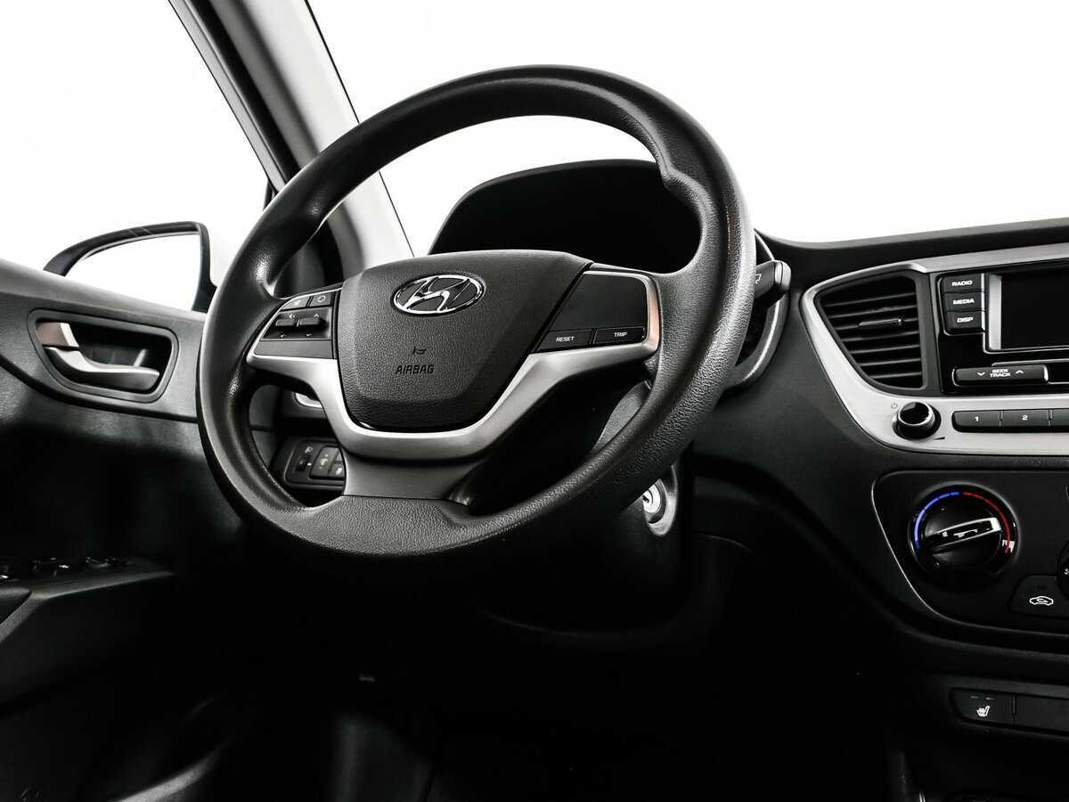 Hyundai Solaris б/у, 2018, Автоматическая. Фото: #11
