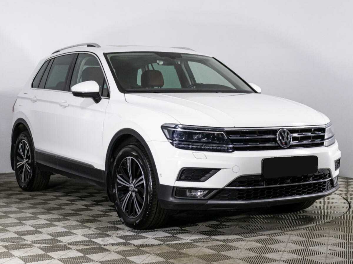 Volkswagen Tiguan б/у, 2017, Роботизированная. Фото: #2