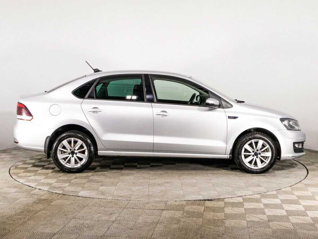 Volkswagen Polo б/у, 2018, Автоматическая. Фото: #3