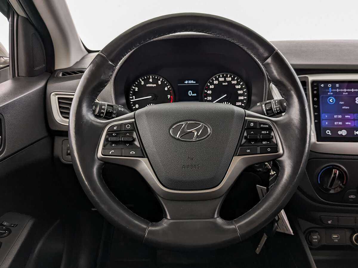 Hyundai Solaris б/у, 2020, Механическая. Фото: #17