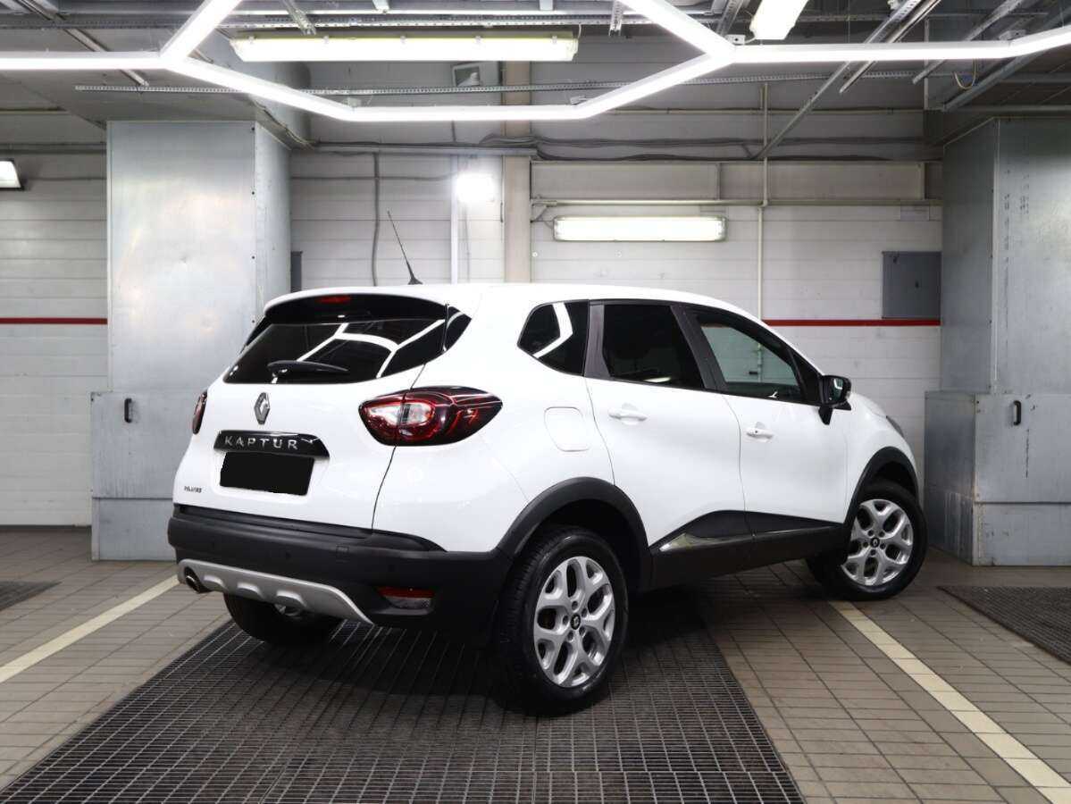 Renault Kaptur б/у, 2017, Механическая. Фото: #1