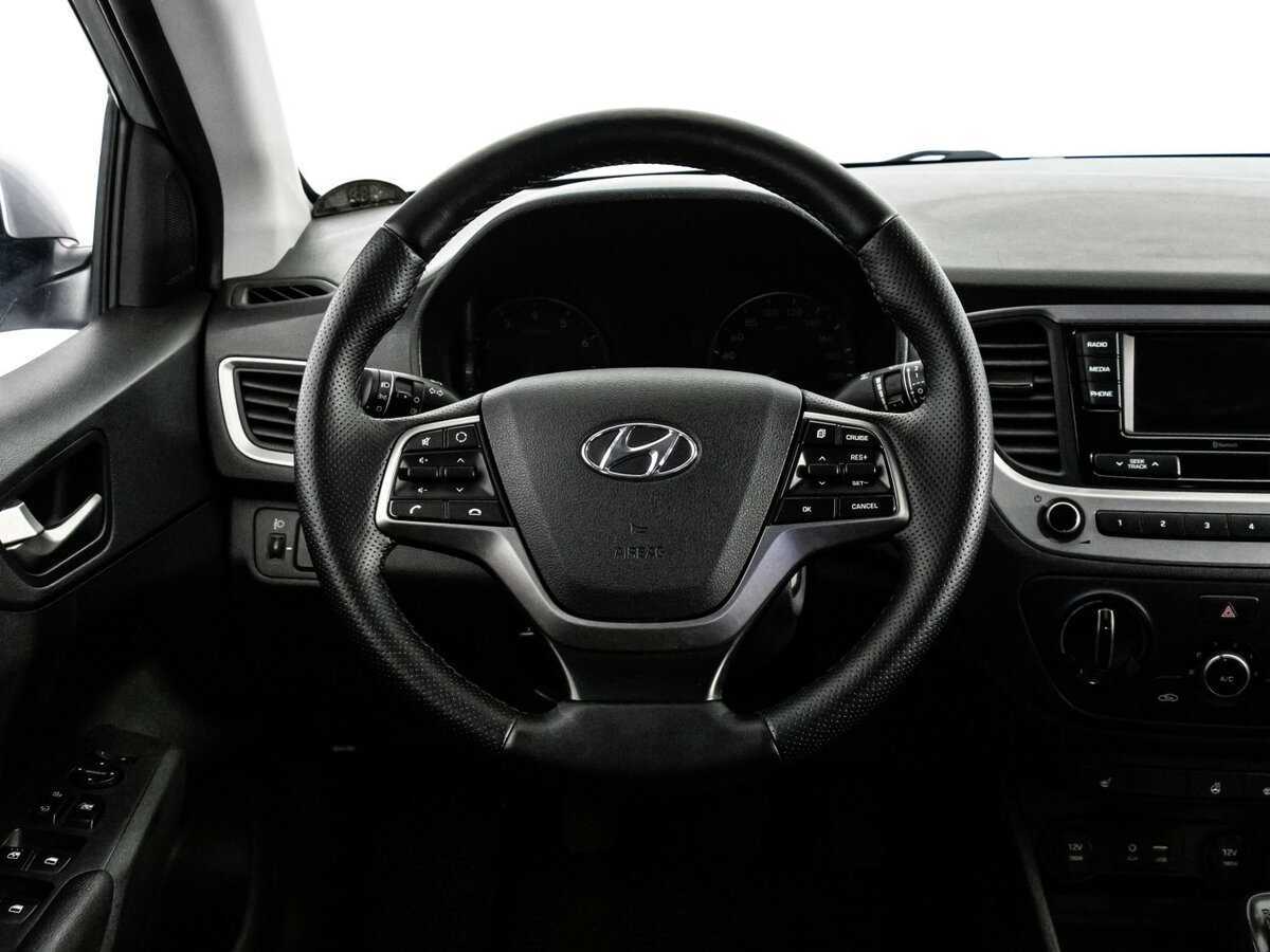 Hyundai Solaris б/у, 2018, Механическая. Фото: #9