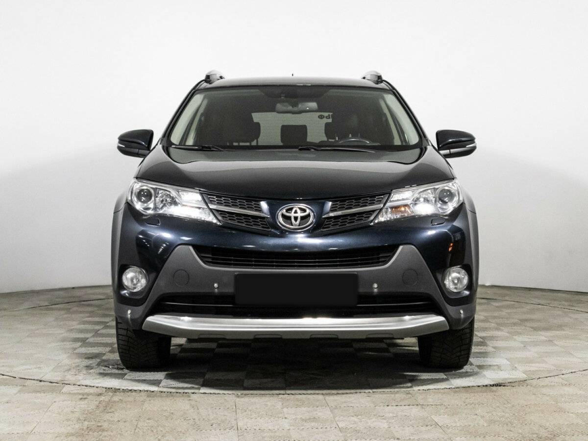 Toyota RAV4 б/у, 2015, Автоматическая. Фото: #1