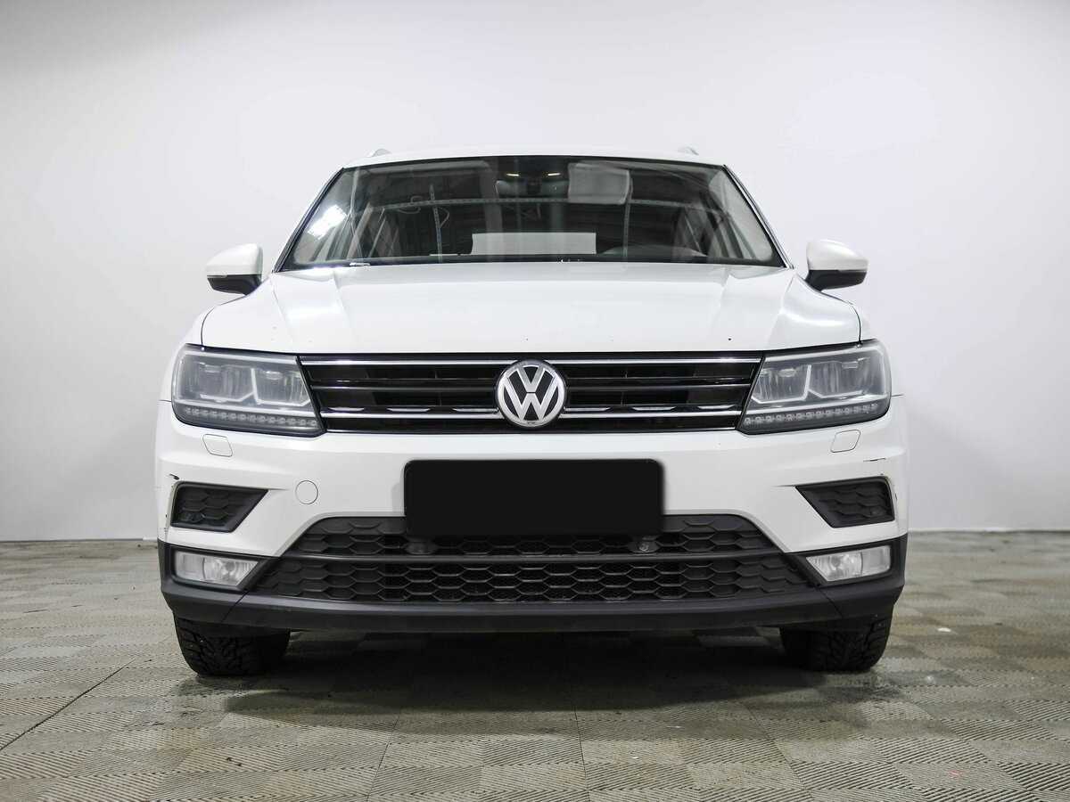 Volkswagen Tiguan б/у, 2017, Роботизированная. Фото: #1