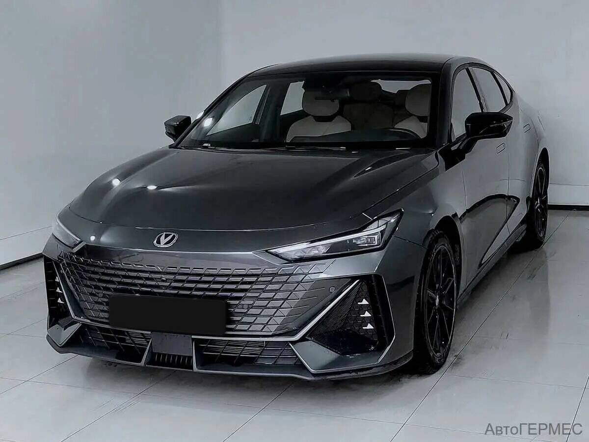 Changan UNI-V б/у, 2023, Роботизированная. Посмотреть фото