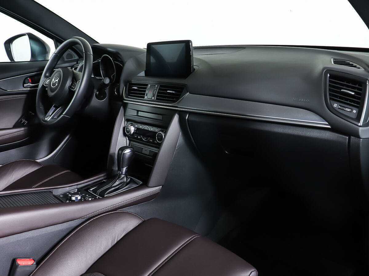 Mazda CX-4 б/у, 2022, Автоматическая. Фото: #8