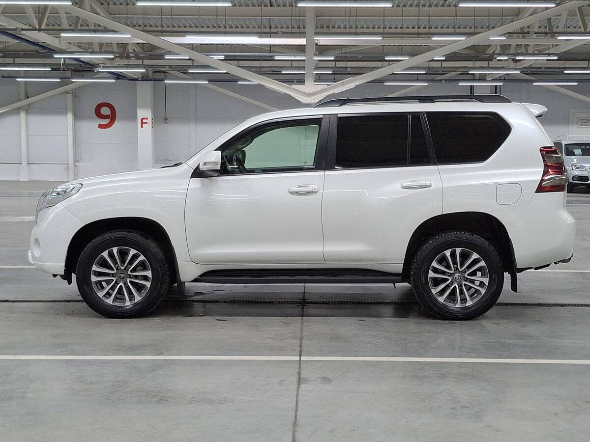 Toyota Land Cruiser Prado б/у, 2014, Автоматическая. Фото: #4