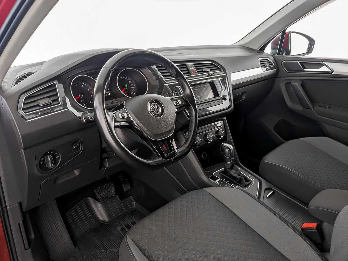 Volkswagen Tiguan б/у, 2017, Роботизированная. Фото: #13