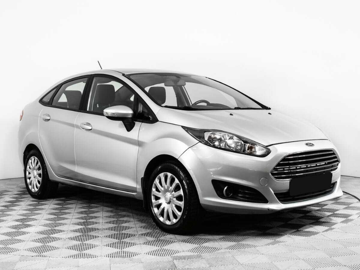 Ford Fiesta б/у, 2017, Роботизированная. Фото: #2