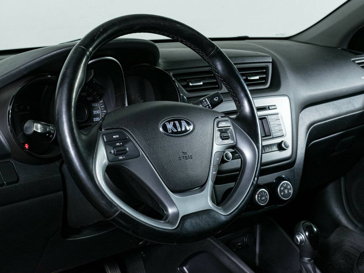 Kia Rio б/у, 2016, Автоматическая. Фото: #11