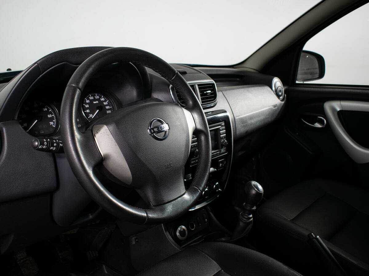 Nissan Terrano б/у, 2014, Механическая. Фото: #12
