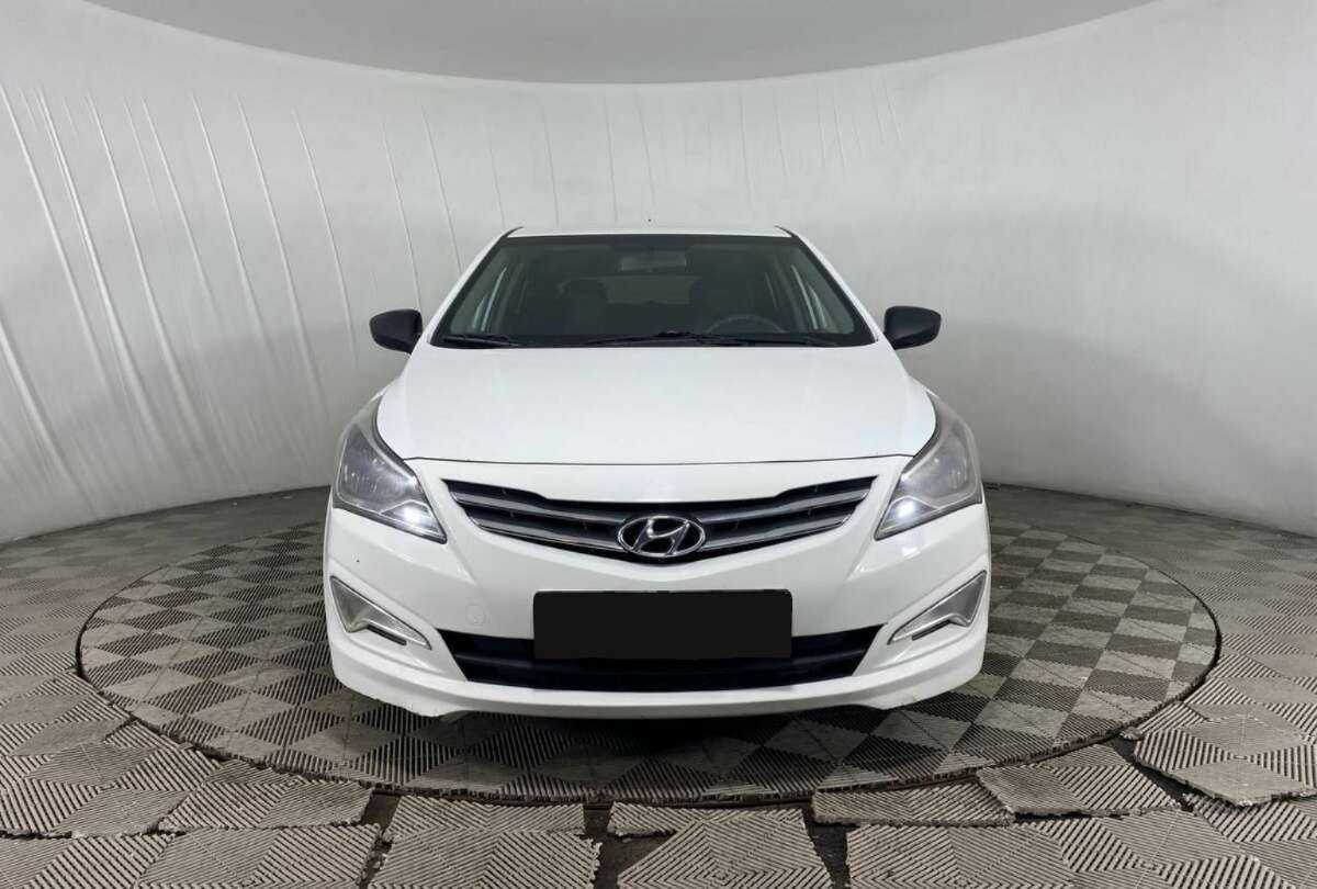 Hyundai Solaris б/у, 2014, Автоматическая. Фото: #1
