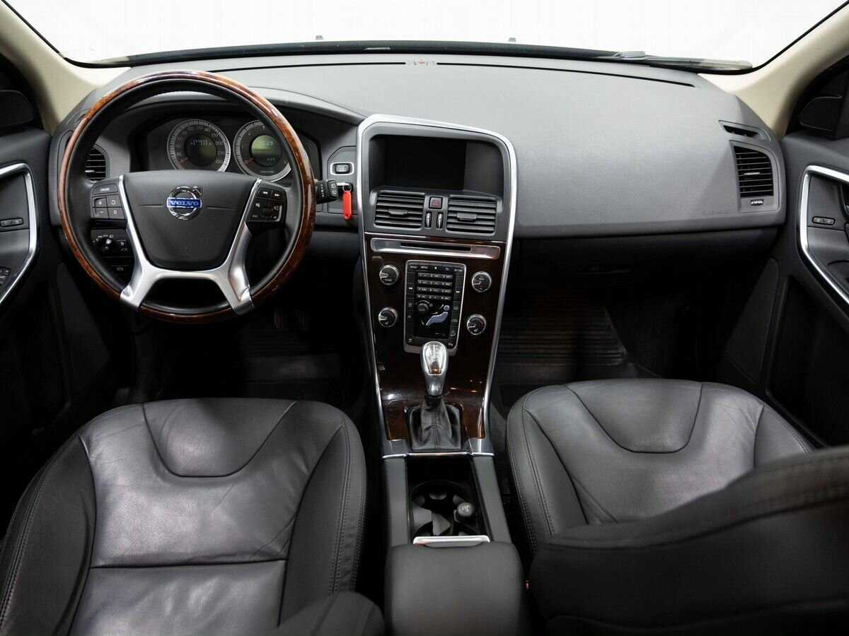 Volvo XC60 б/у, 2012, Автоматическая. Фото: #12
