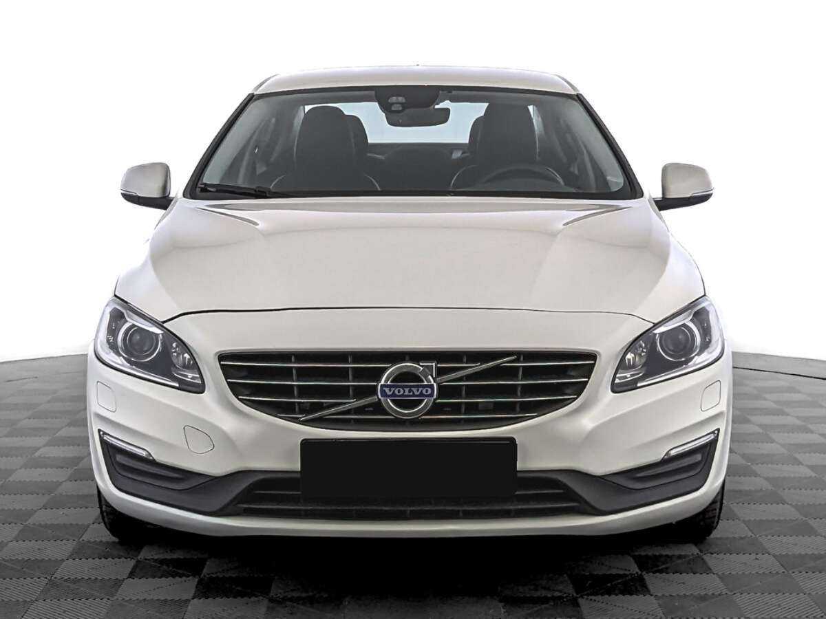 Volvo S60 б/у, 2015, Автоматическая. Фото: #1