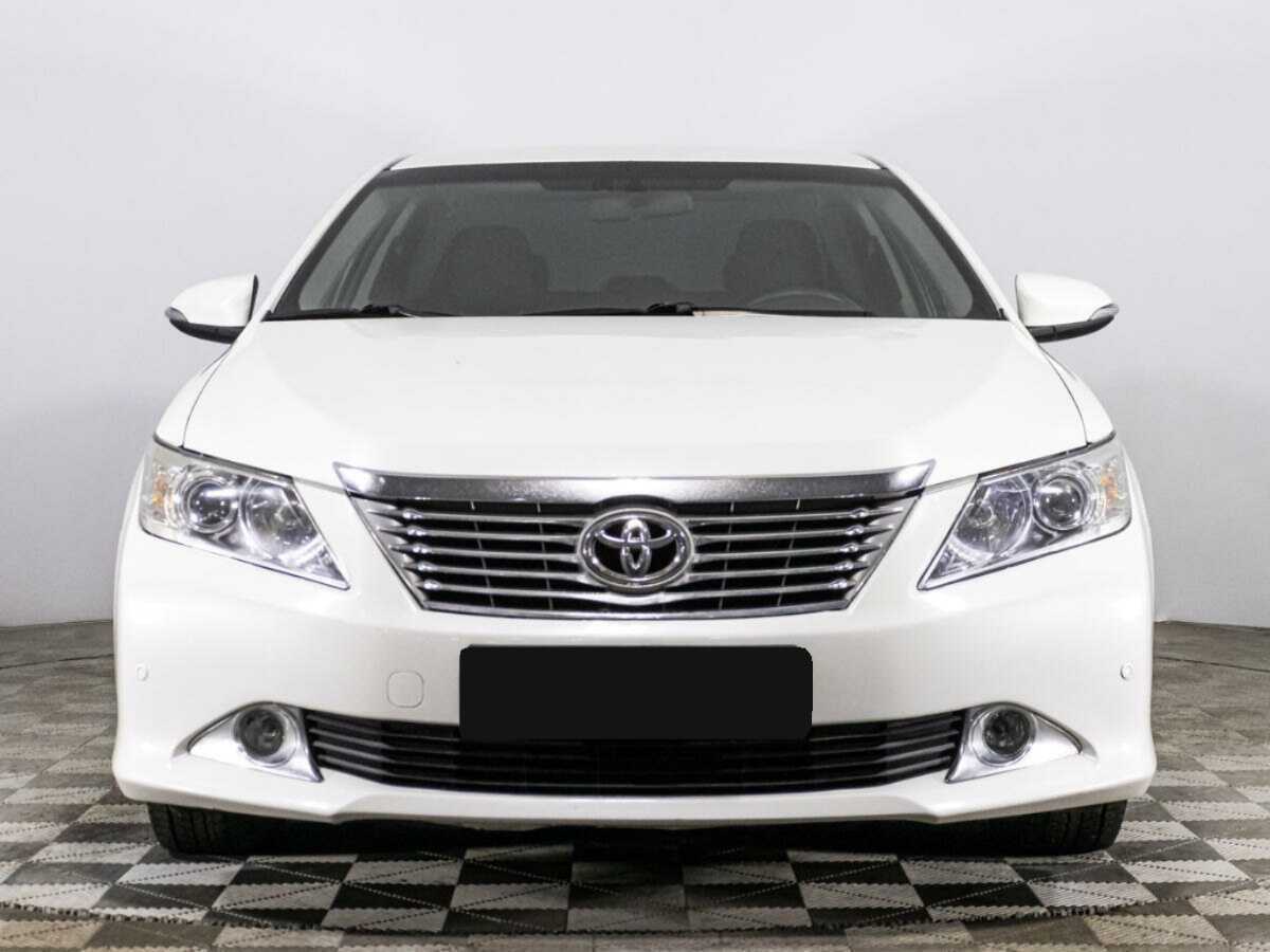 Toyota Camry б/у, 2014, Автоматическая. Фото: #1
