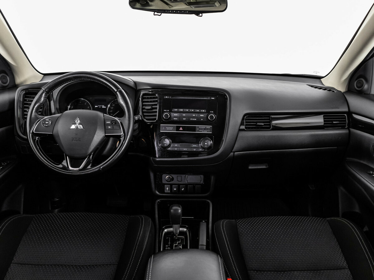 Mitsubishi Outlander б/у, 2019, Вариатор. Фото: #7