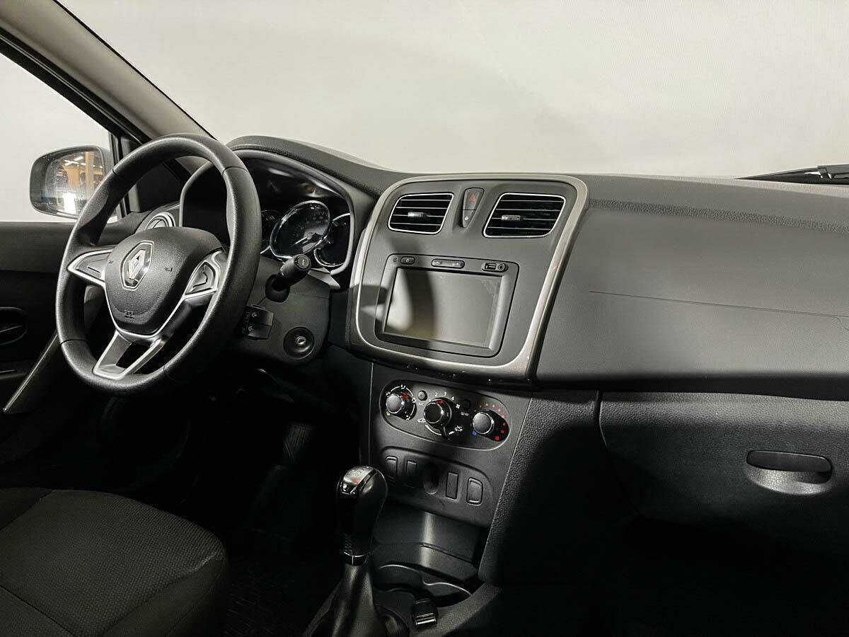 Renault Logan б/у, 2019, Автоматическая. Фото: #4