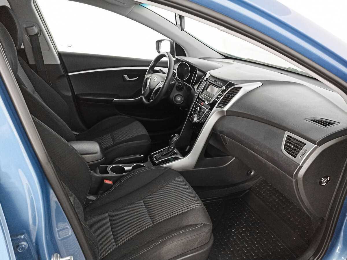 Hyundai i30 б/у, 2013, Автоматическая. Фото: #10