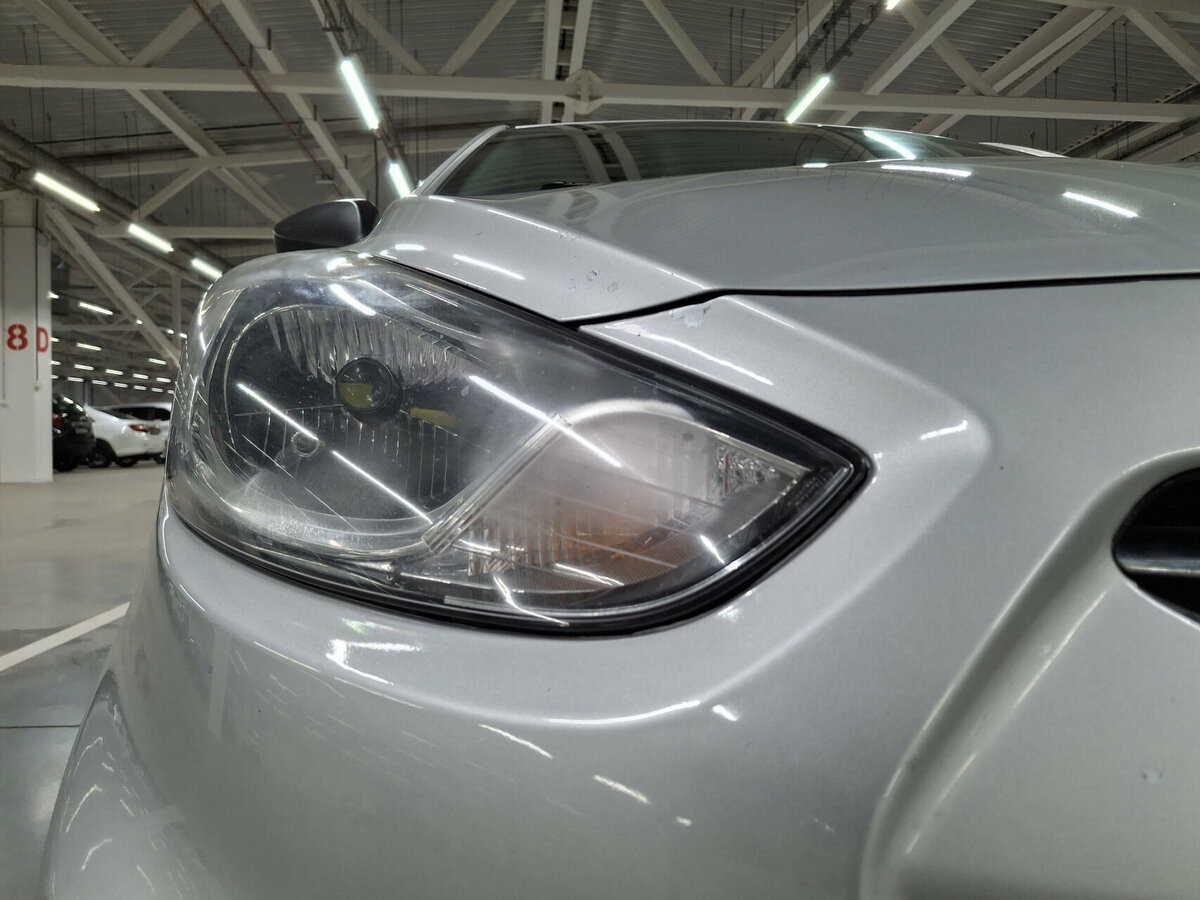 Hyundai Solaris б/у, 2014, Механическая. Фото: #15
