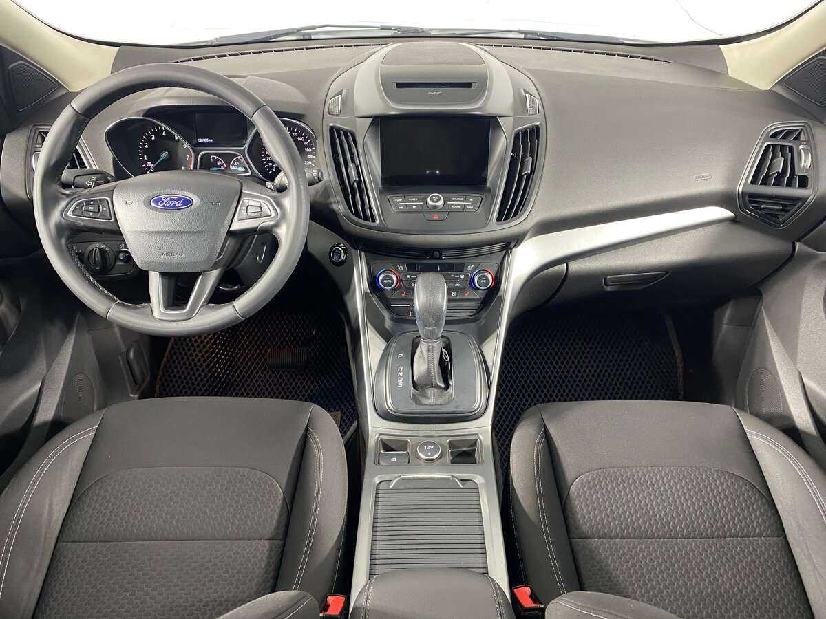 Ford Kuga б/у, 2017, Автоматическая. Фото: #8