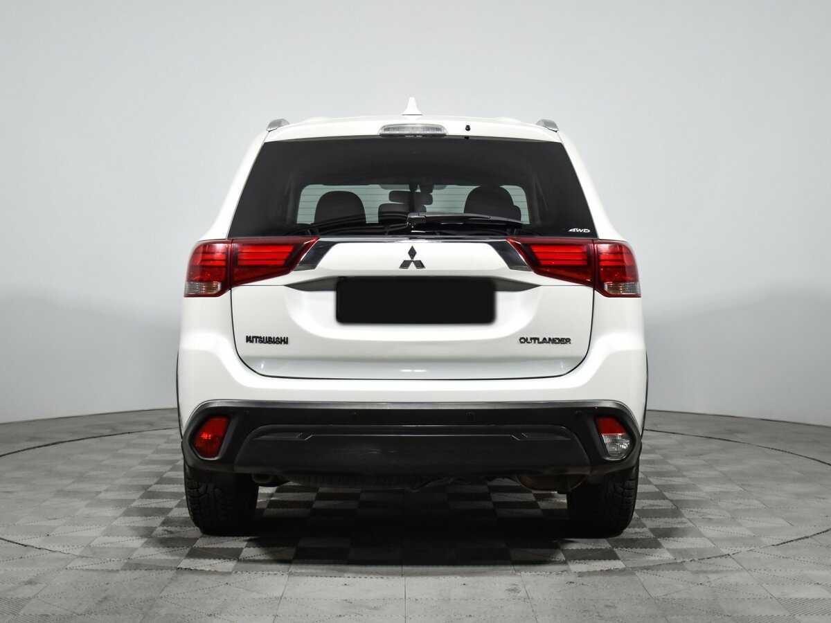 Mitsubishi Outlander б/у, 2018, Вариатор. Фото: #4