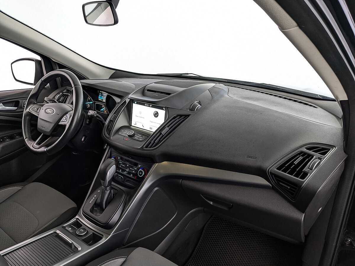 Ford Kuga б/у, 2016, Автоматическая. Фото: #12