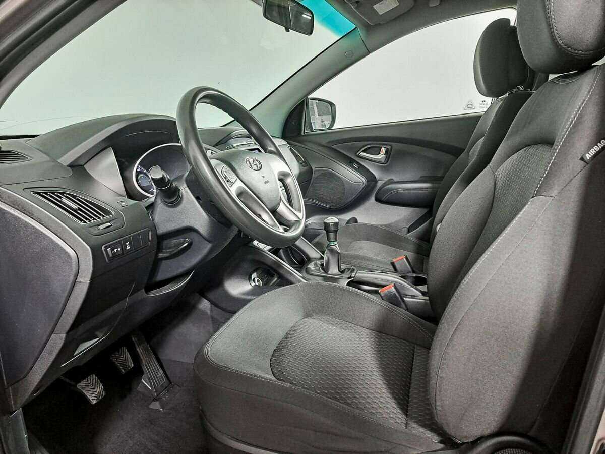 Hyundai ix35 б/у, 2013, Механическая. Фото: #12
