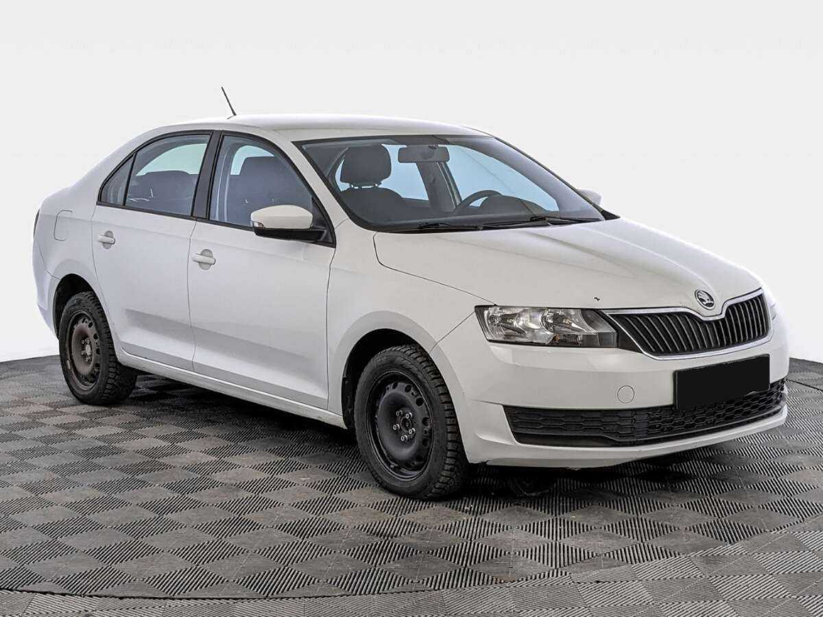 Skoda Rapid б/у, 2018, Автоматическая. Фото: #2