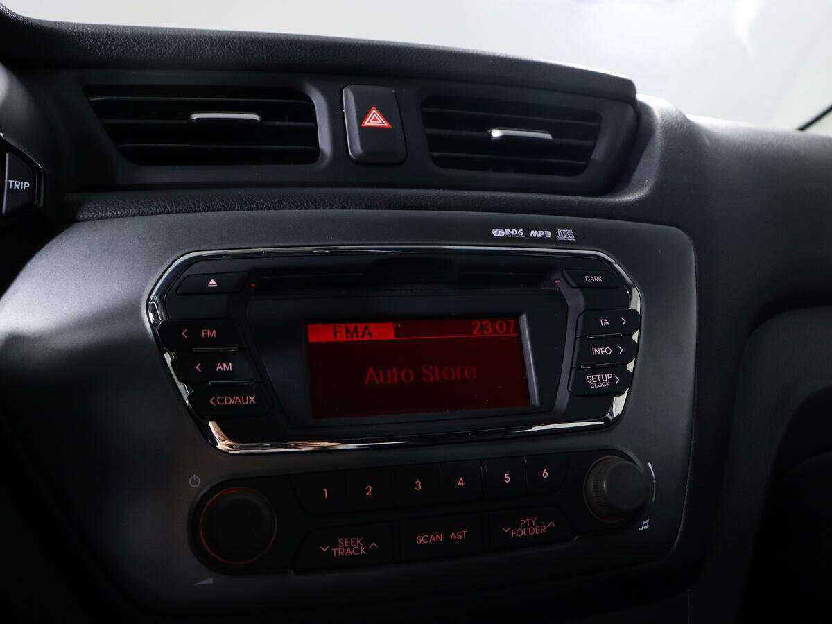 Kia Rio б/у, 2013, Механическая. Фото: #14
