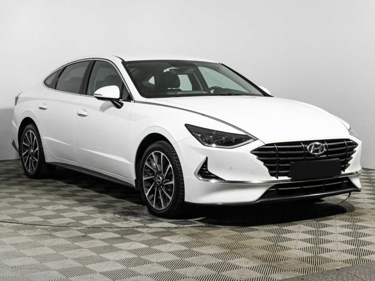 Hyundai Sonata б/у, 2022, Автоматическая. Фото: #2