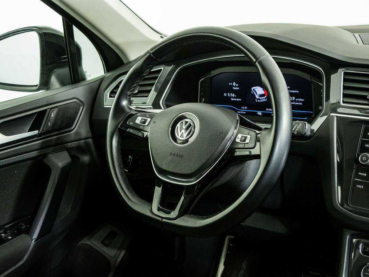 Volkswagen Tiguan б/у, 2020, Роботизированная. Фото: #11