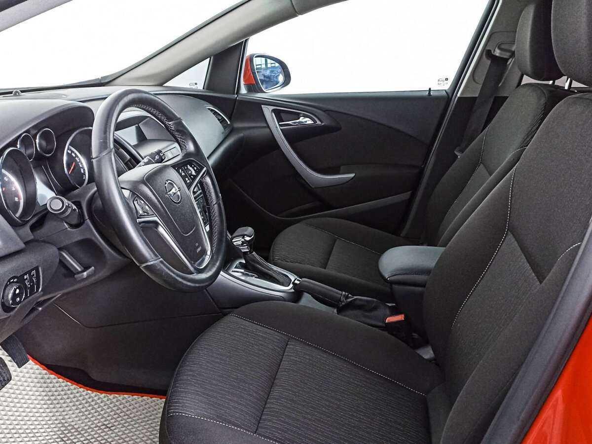 Opel Astra б/у, 2012, Автоматическая. Фото: #12