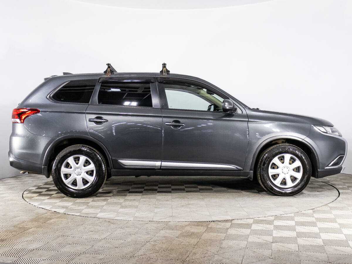 Mitsubishi Outlander б/у, 2017, Вариатор. Фото: #3