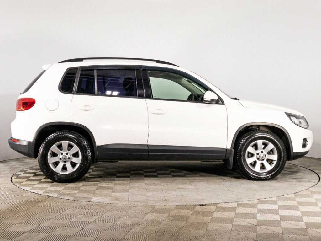 Volkswagen Tiguan б/у, 2012, Автоматическая. Фото: #3