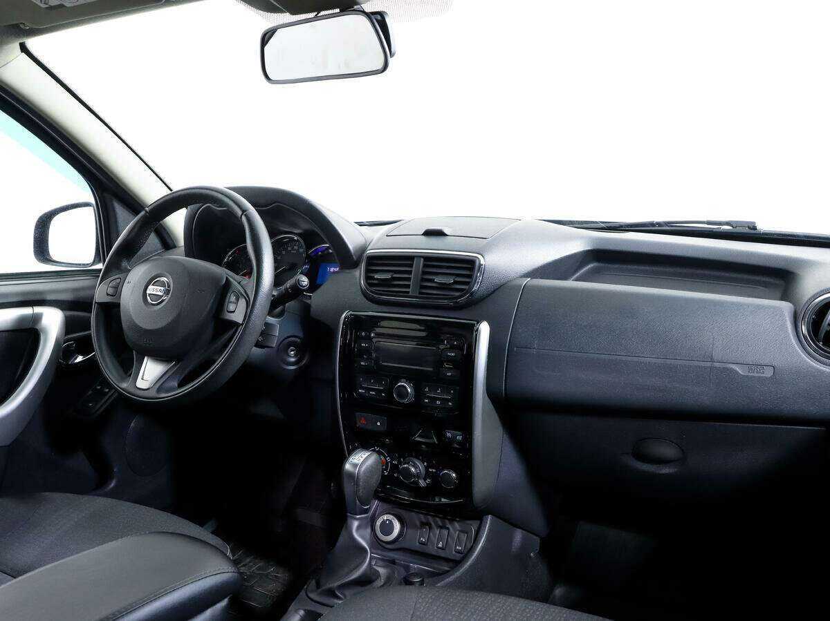 Nissan Terrano б/у, 2017, Автоматическая. Фото: #8