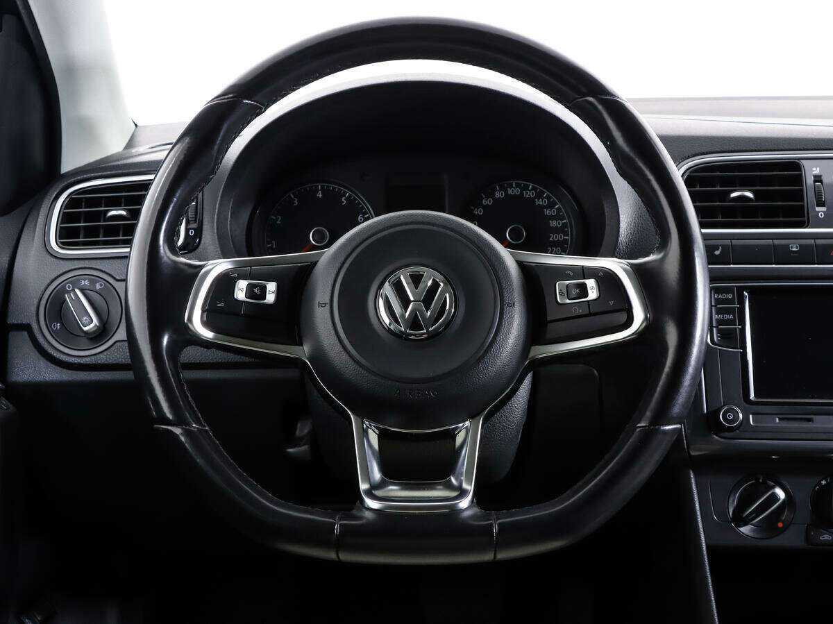 Volkswagen Polo б/у, 2020, Автоматическая. Фото: #11