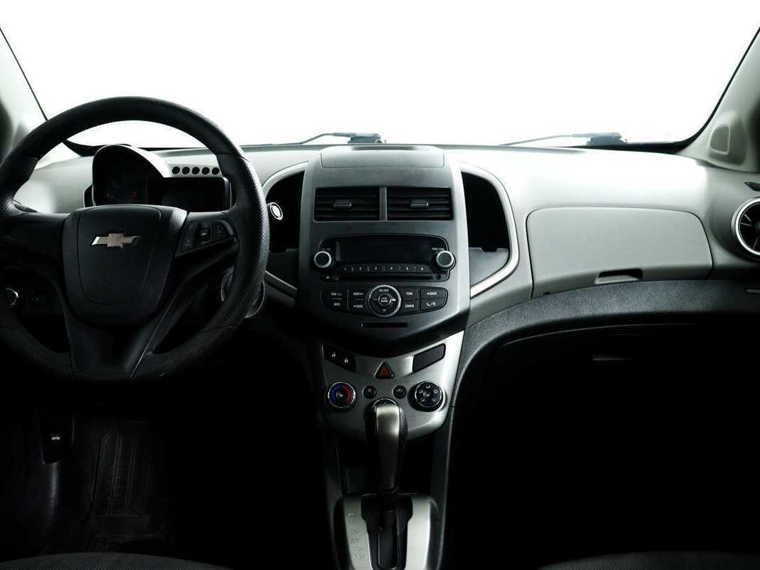 Chevrolet Aveo б/у, 2014, Автоматическая. Фото: #10