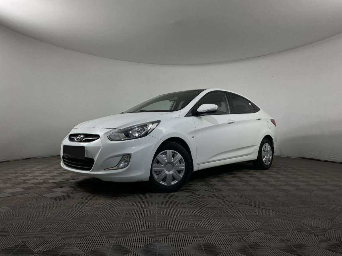 Hyundai Solaris б/у, 2012, Автоматическая. Фото: #0