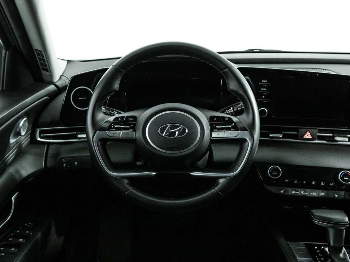 Hyundai Elantra б/у, 2021, Автоматическая. Фото: #20
