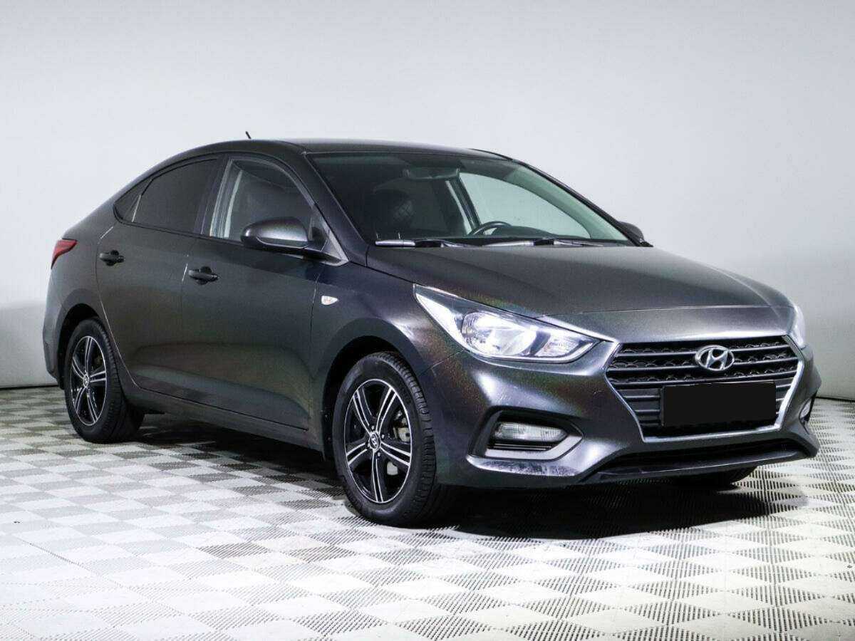 Hyundai Solaris б/у, 2017, Автоматическая. Фото: #2