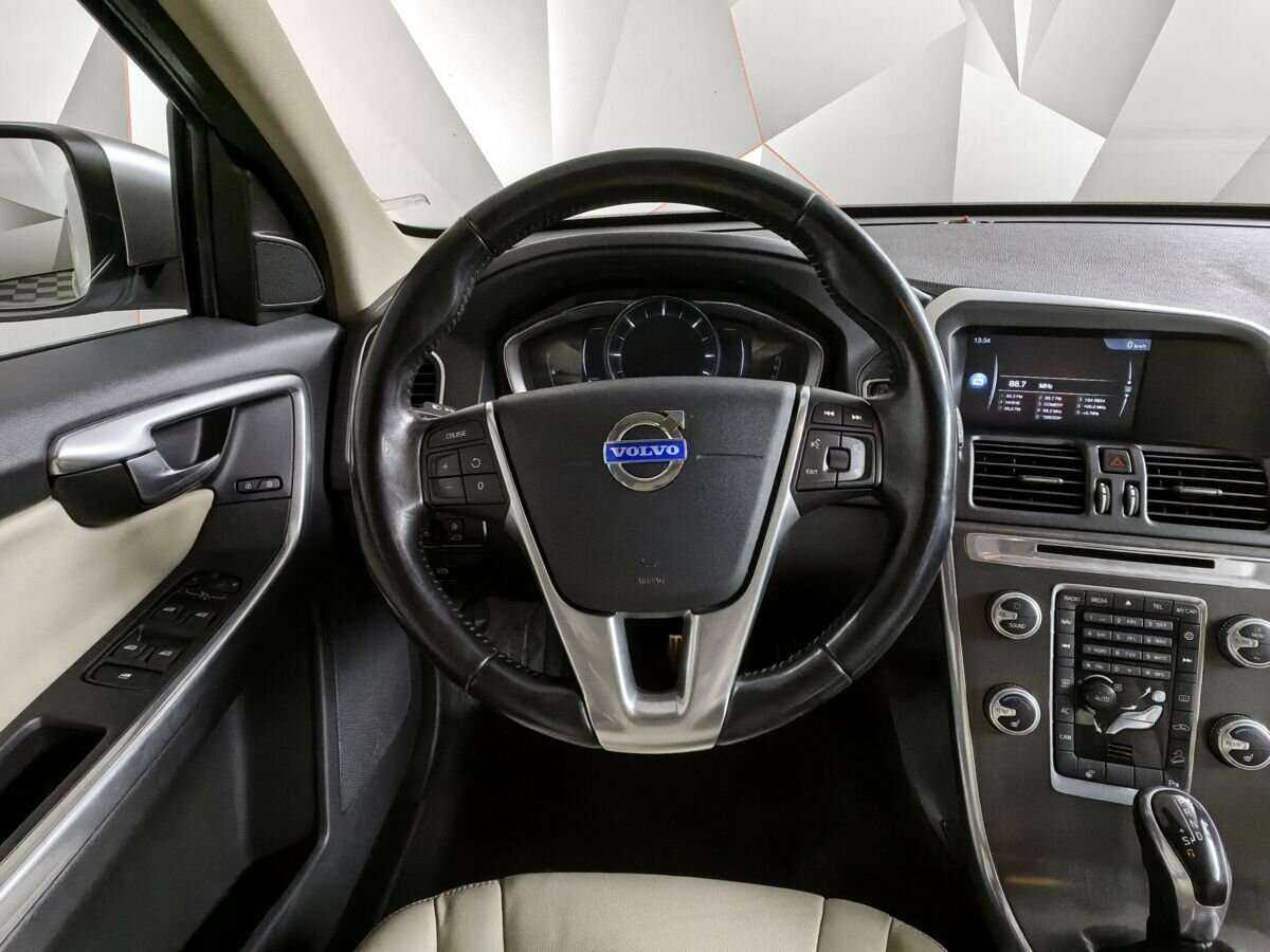 Volvo XC60 б/у, 2014, Автоматическая. Фото: #14