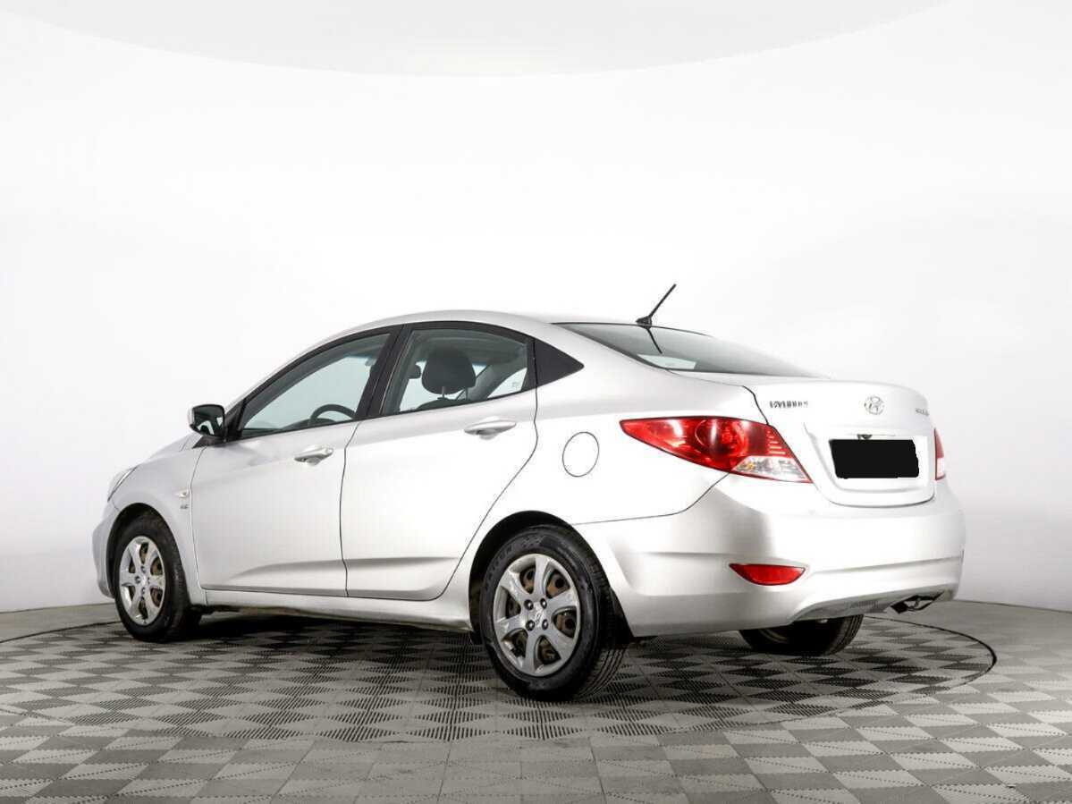 Hyundai Solaris б/у, 2013, Автоматическая. Фото: #6